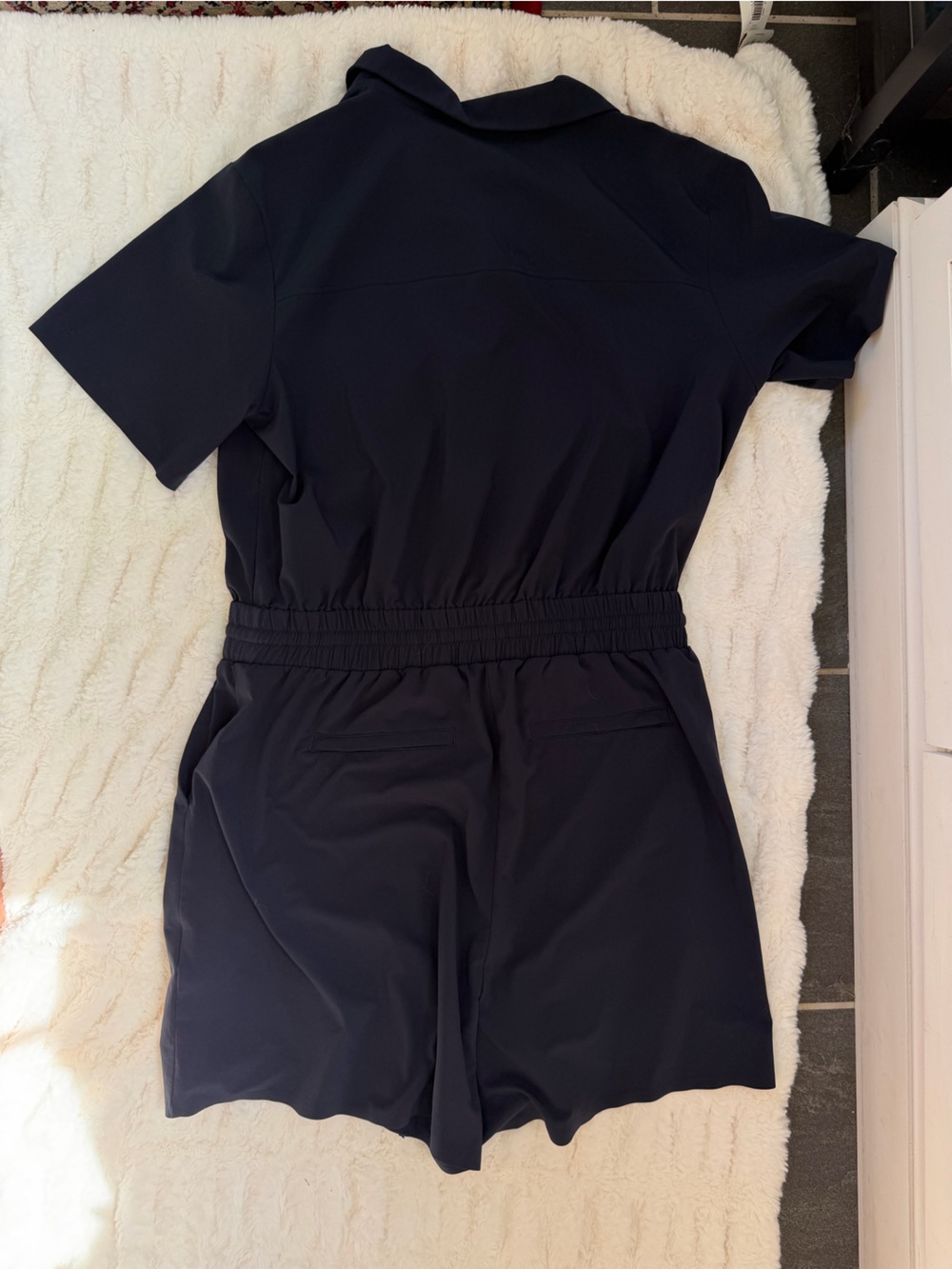 Athleta Avenue Lightweight Short Sleeve Romper in Navy Size MT - Picture 6 of 7
